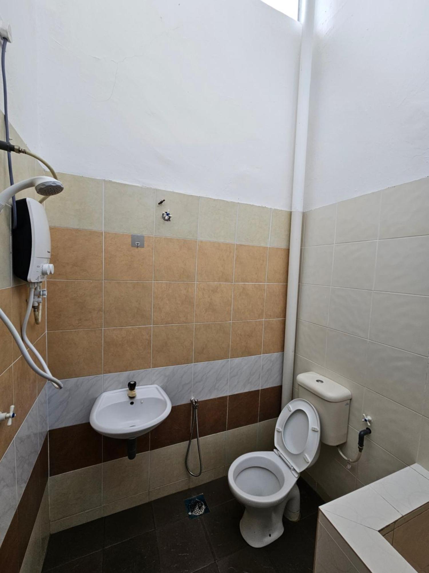 Rain Forest Hostel Ipoh Dış mekan fotoğraf